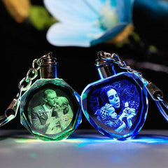 LoveKeychain© - Llavero de Cristal Personalizado con tu foto y Luz LED Multicolor Premium